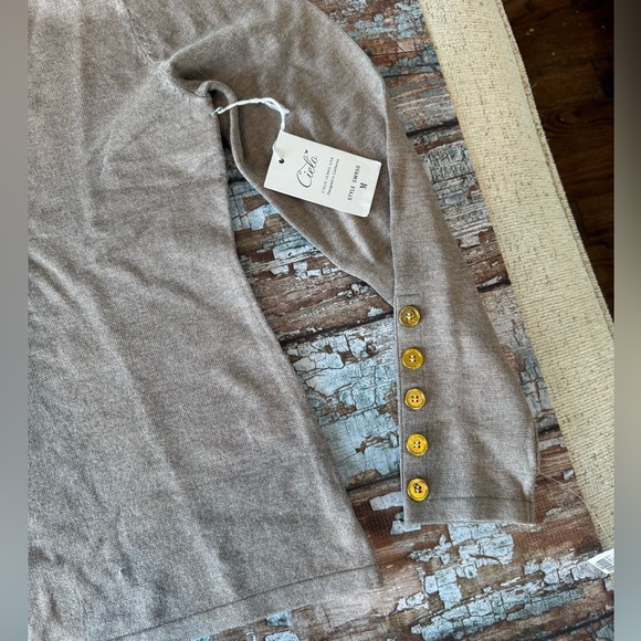 BNWT Bloomingdale's Cielo Tan Taupe Turtleneck Sweater Gold Button Details - Picture 6 of 8